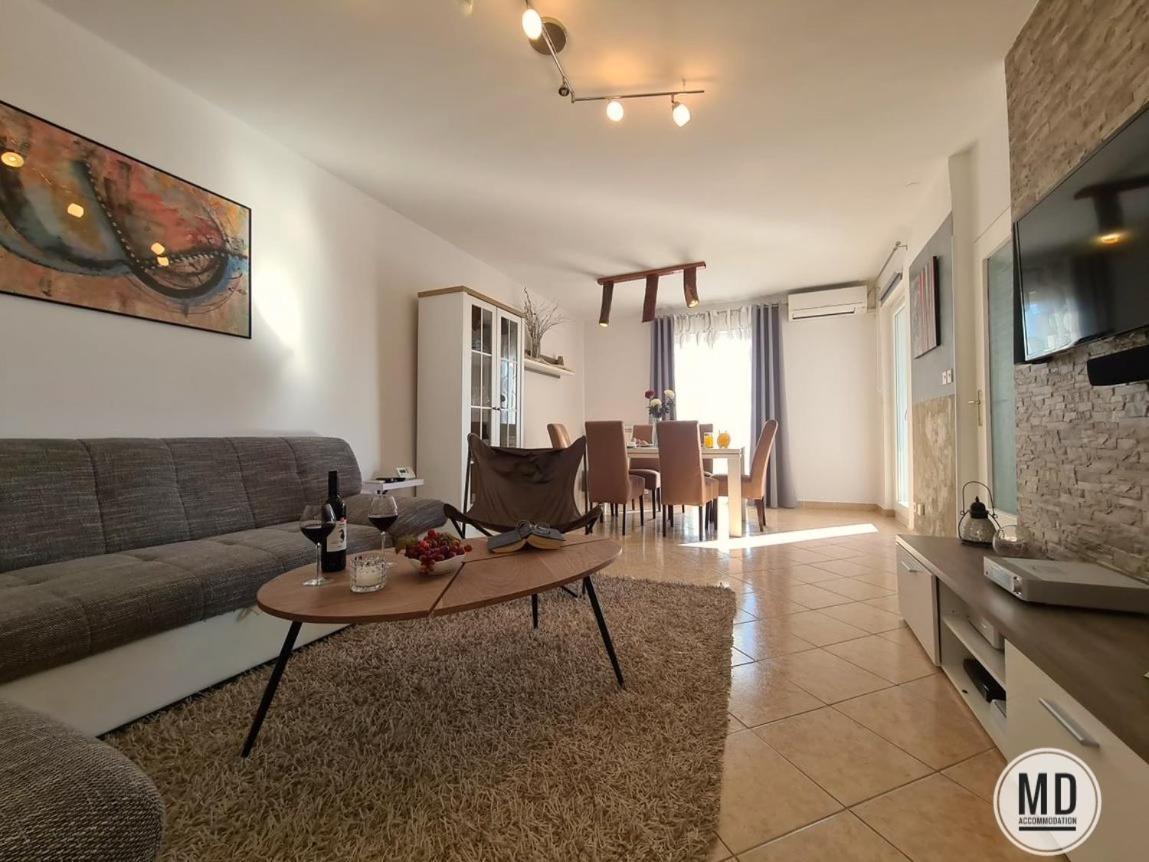 Apartment Valery Pola Esterno foto